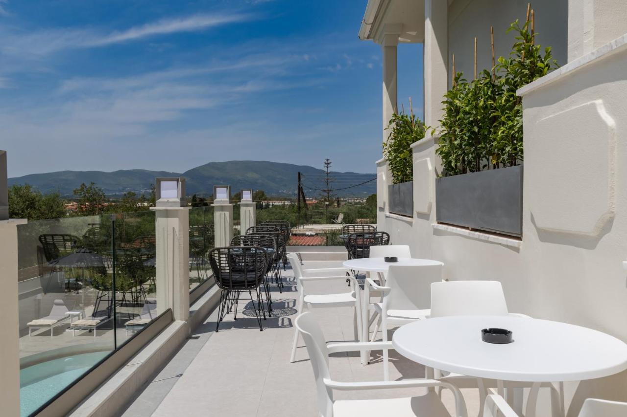 Nikon Boutique Hotell 4*